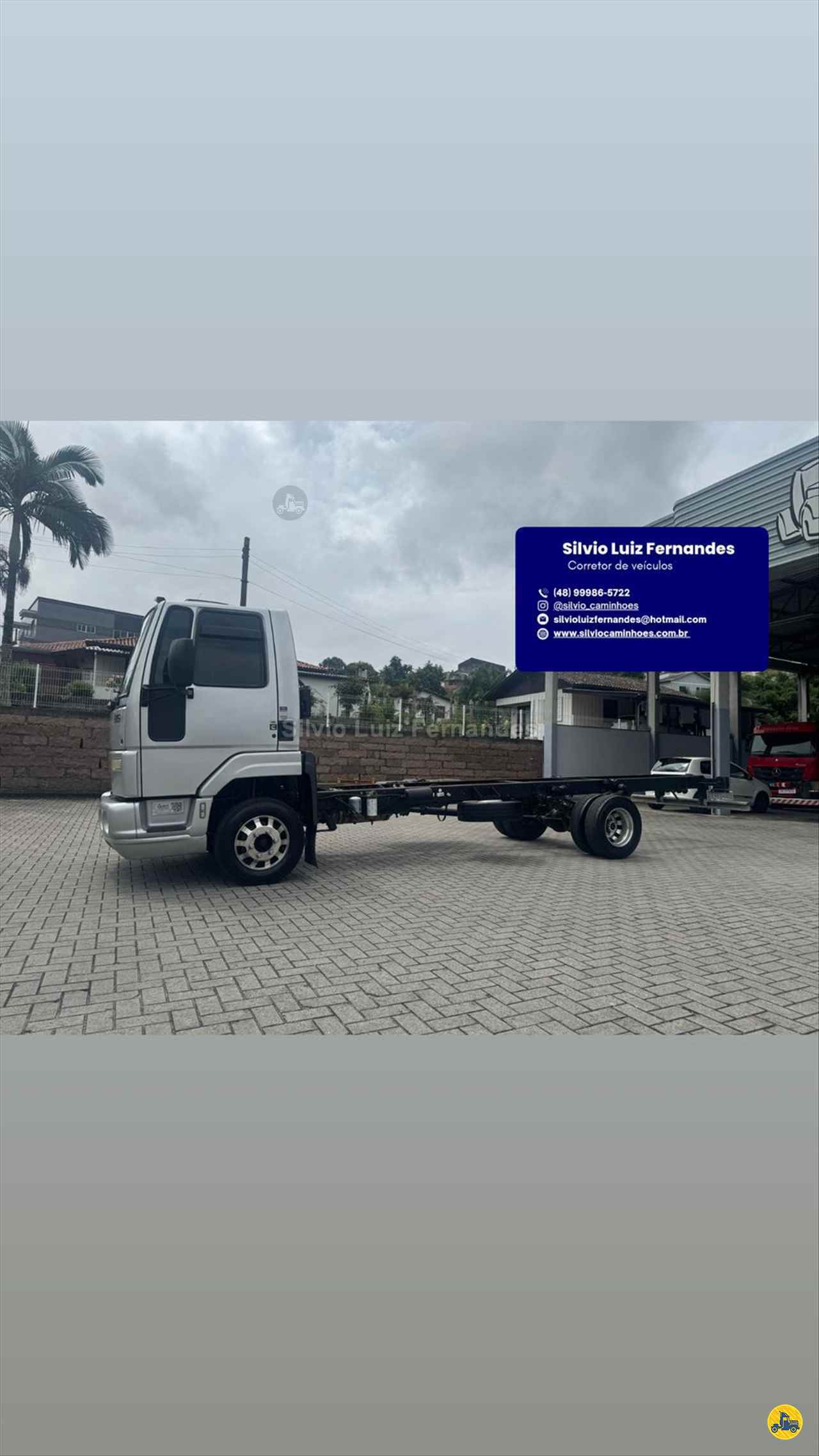 CAMINHAO FORD CARGO 815 Chassis Toco 4x2 Silvio Caminhões TUBARAO SANTA CATARINA SC